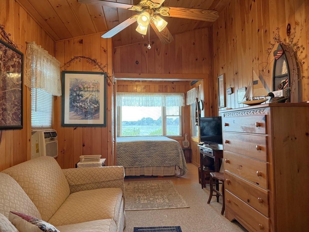 8 Long Island Webster, MA 01570 - Photo 33 of 42