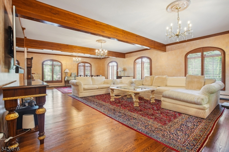49 Cherokee Court Sparta, NJ 07871 - Photo 12 of 38