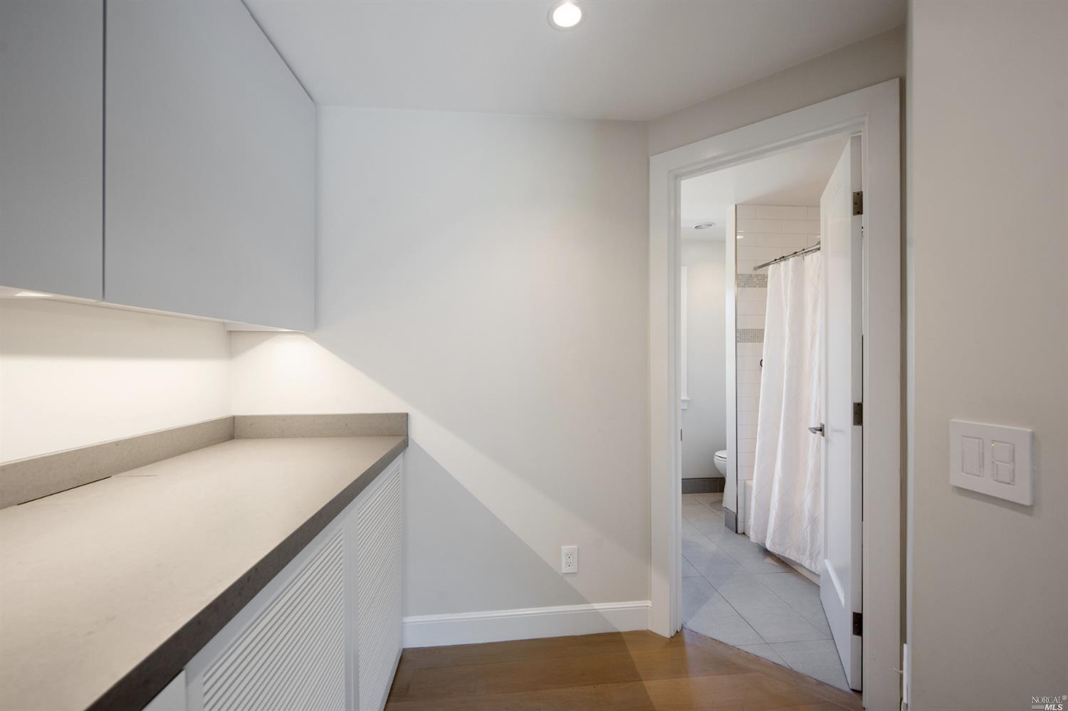 Laurel Way Mill Valley, CA 94941 - Photo 20 of 38