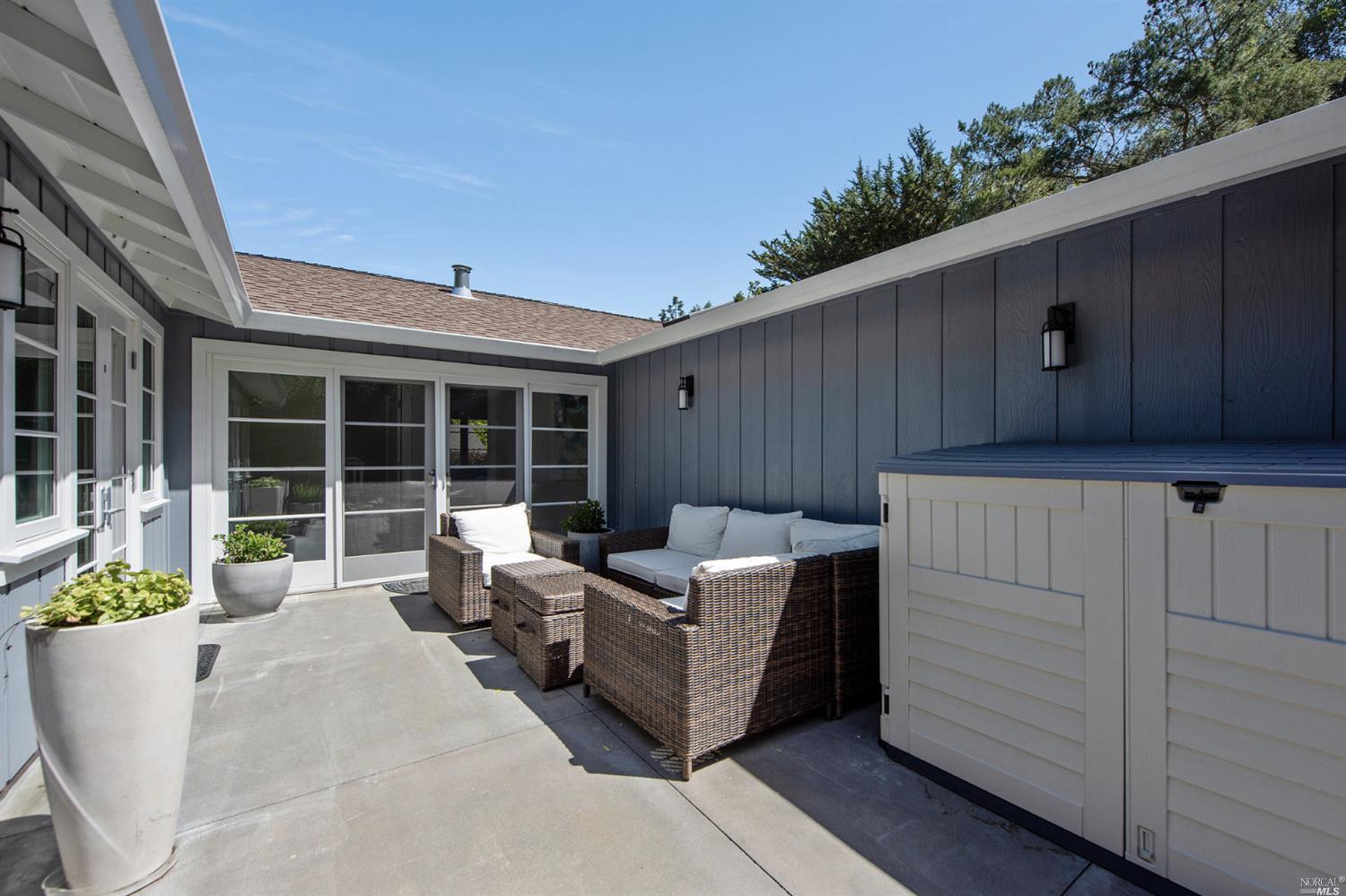 Laurel Way Mill Valley, CA 94941 - Photo 24 of 38