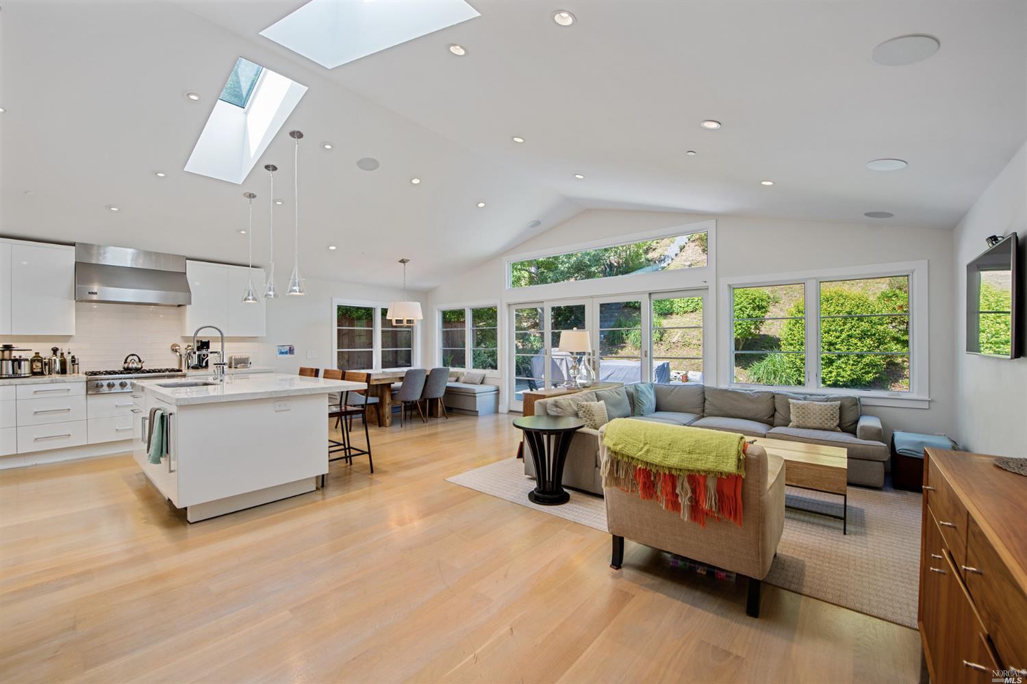 Laurel Way Mill Valley, CA 94941 - Photo 5 of 38