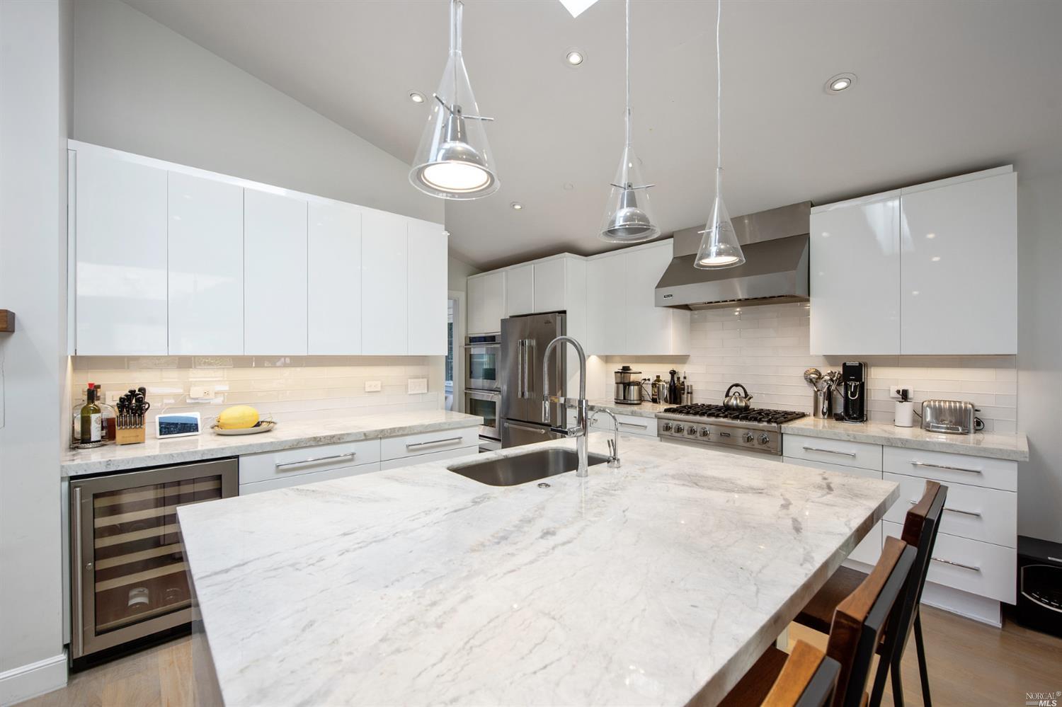 Laurel Way Mill Valley, CA 94941 - Photo 8 of 38