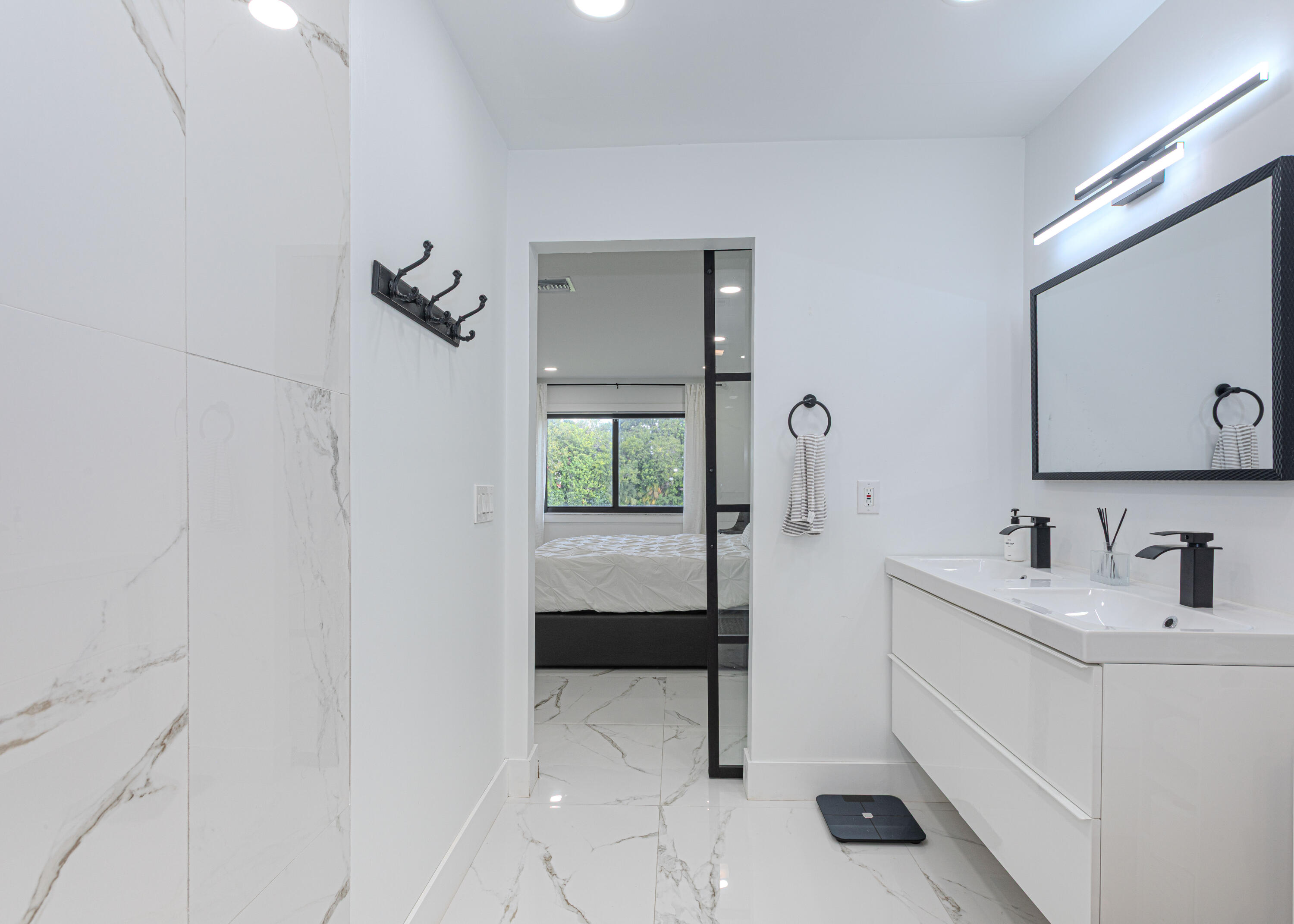 8545 Casa Del Lago, Unit F Boca Raton, FL 33433 - Photo 18 of 56 casa-24_1