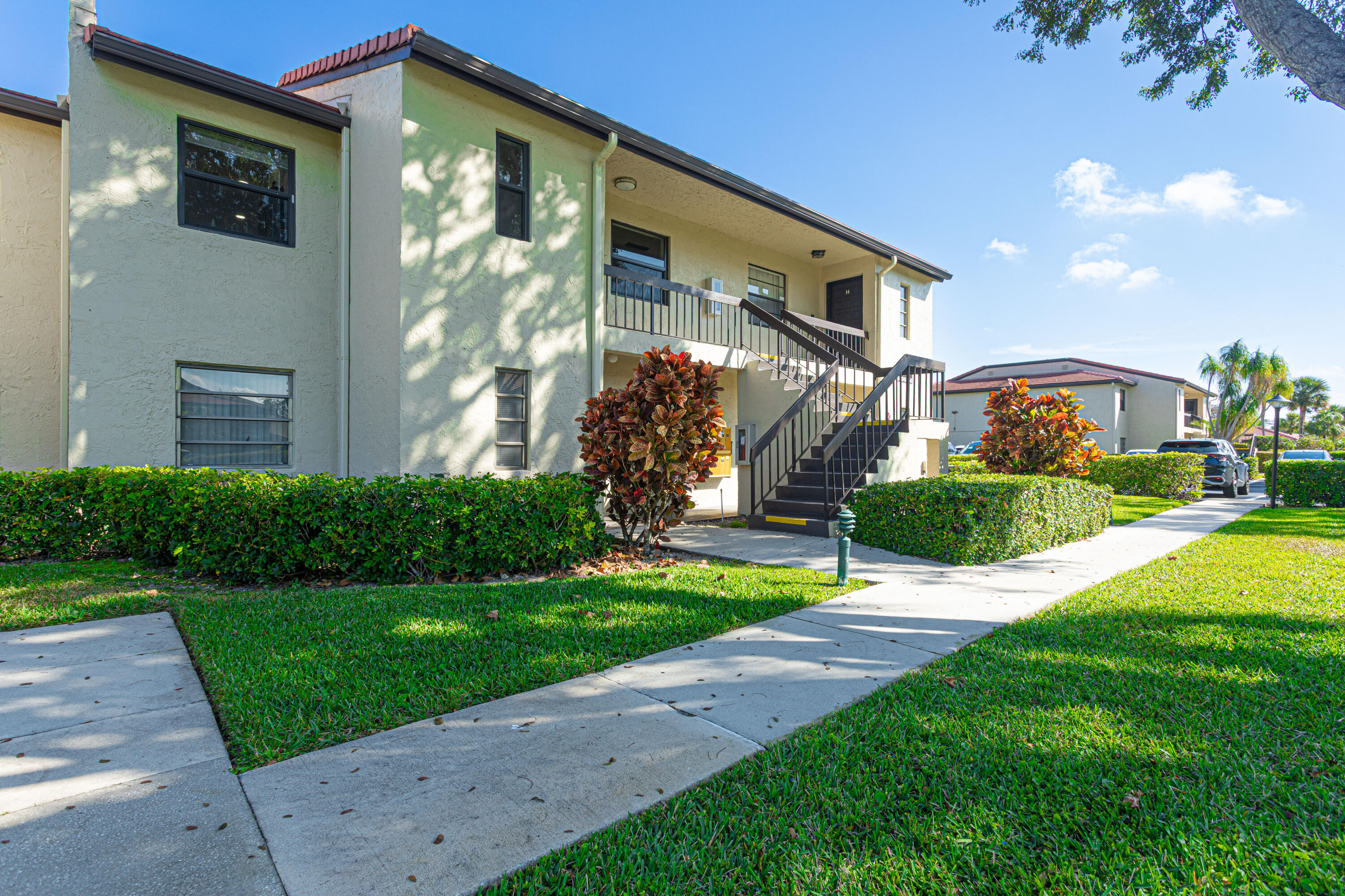 8545 Casa Del Lago, Unit F Boca Raton, FL 33433 - Photo 2 of 56 casa-4_1