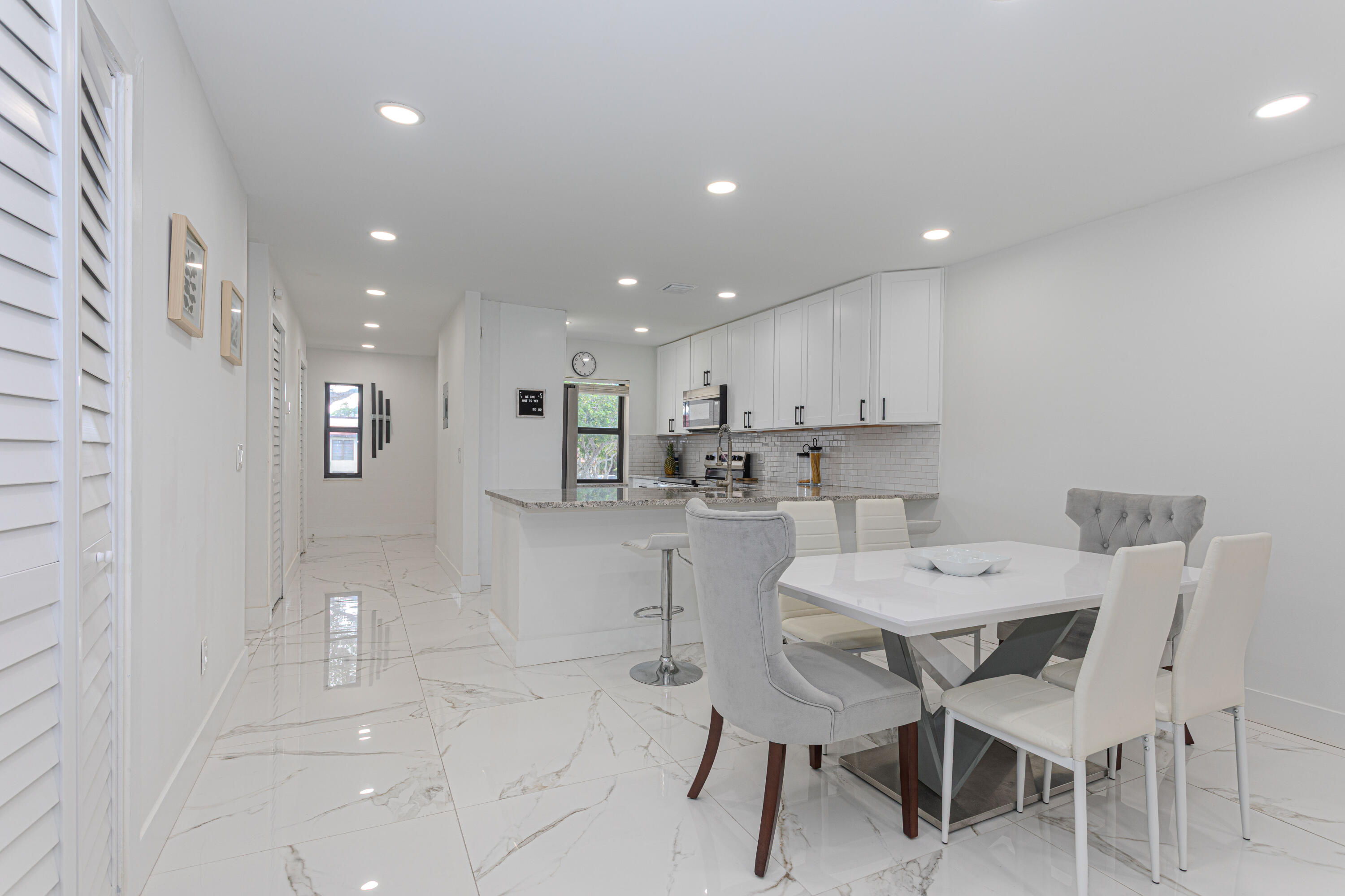 8545 Casa Del Lago, Unit F Boca Raton, FL 33433 - Photo 5 of 56 casa-8_1