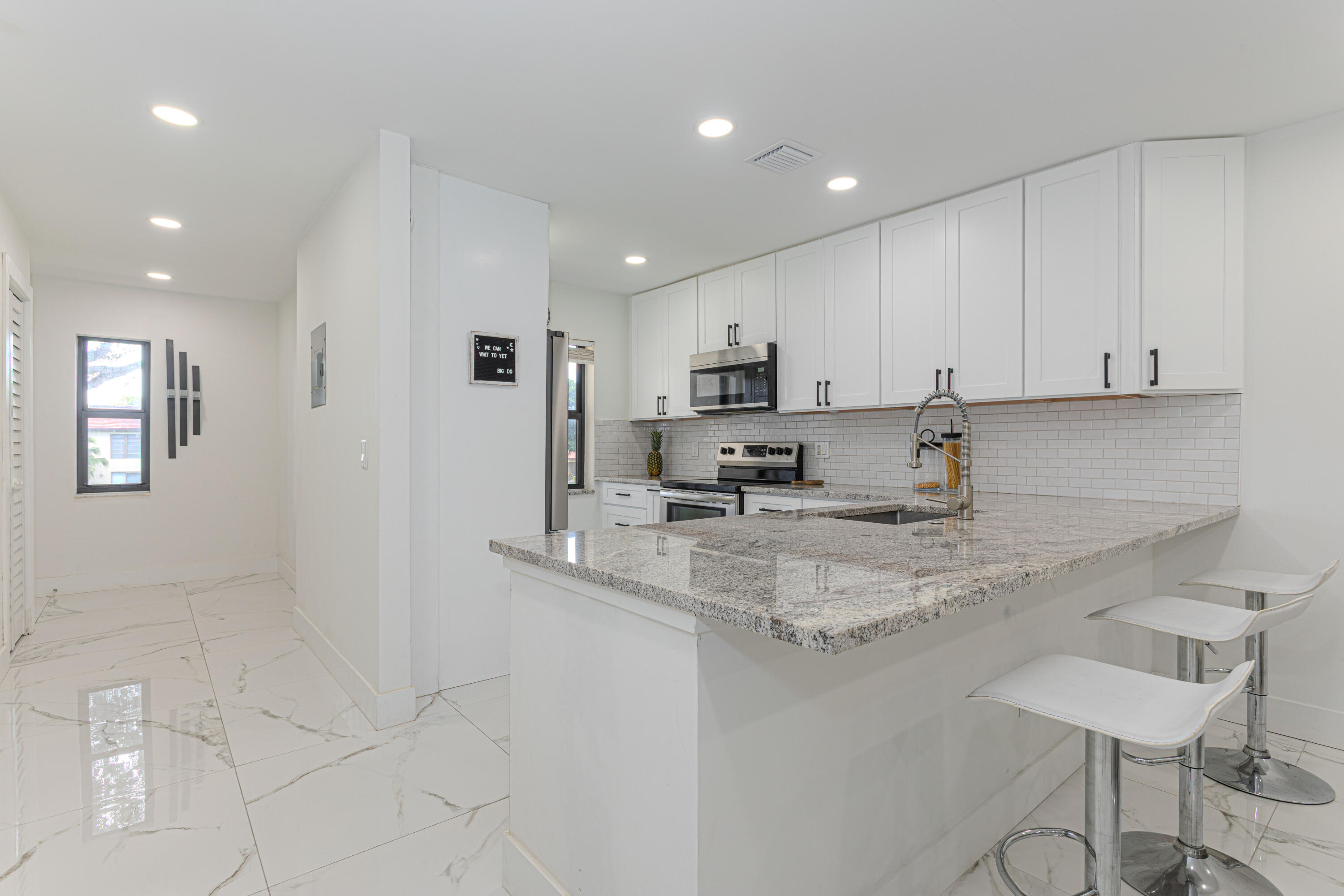 8545 Casa Del Lago, Unit F Boca Raton, FL 33433 - Photo 7 of 56 casa-9_1