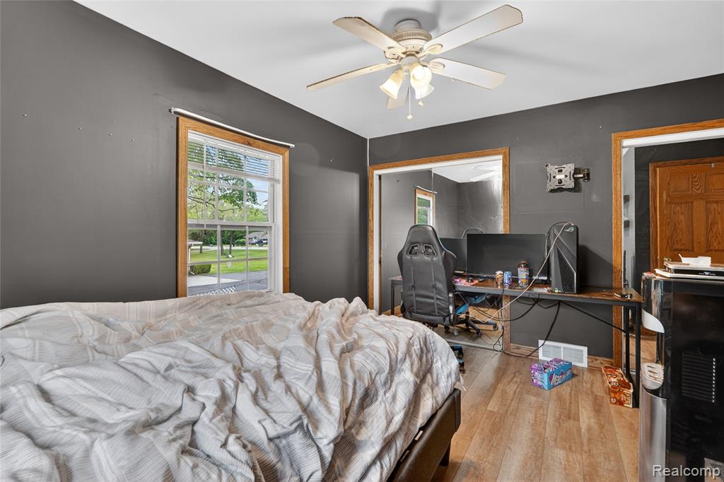 6235 Flushing Road Flushing, MI 48433 - Photo 35 of 58