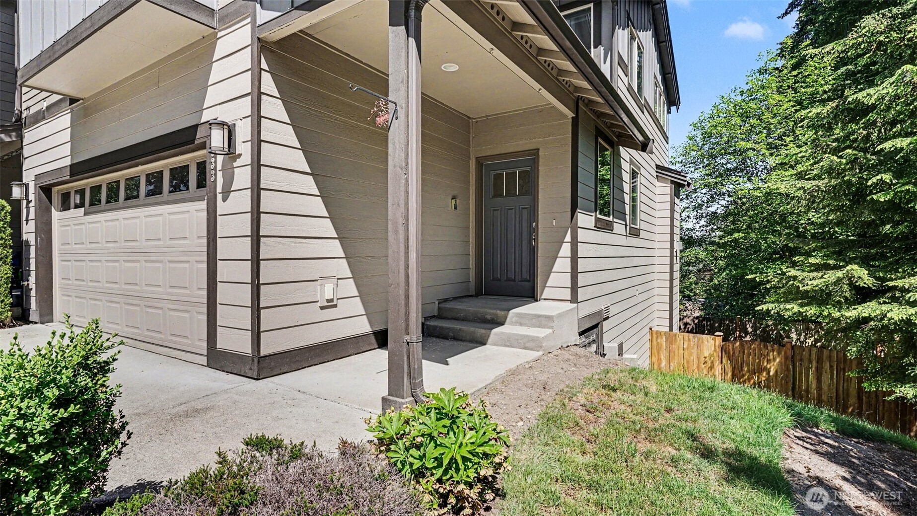16533 2nd Park Southeast Bothell, WA 98012 - Photo 3 of 31