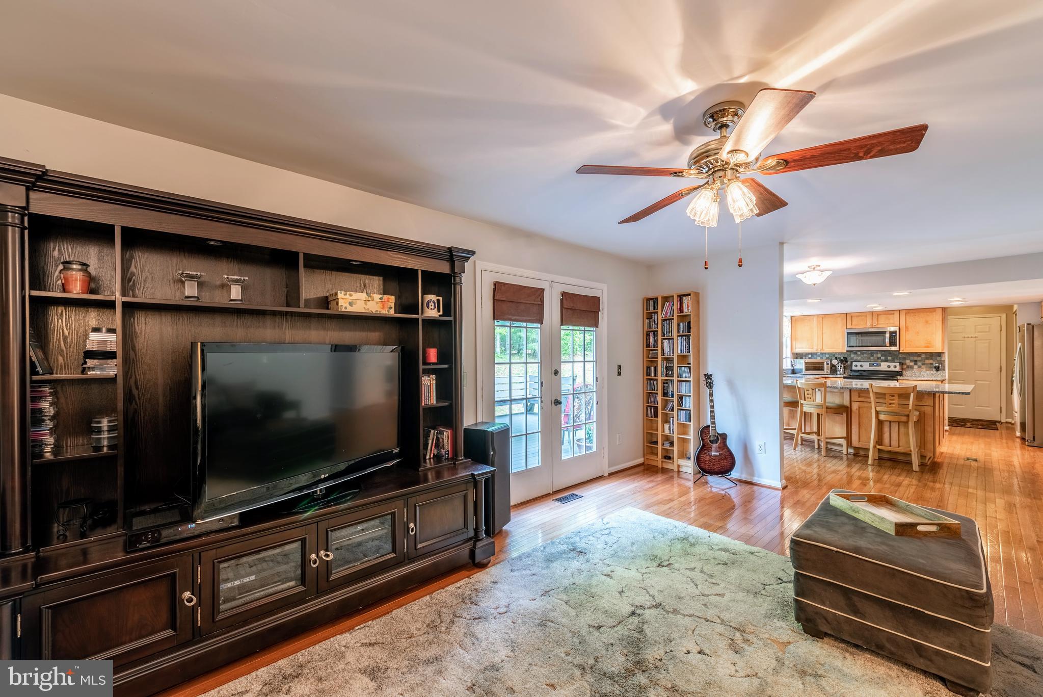 1505 Stuart Road Reston, VA 20194 - Photo 9 of 27 Gallery Image 9