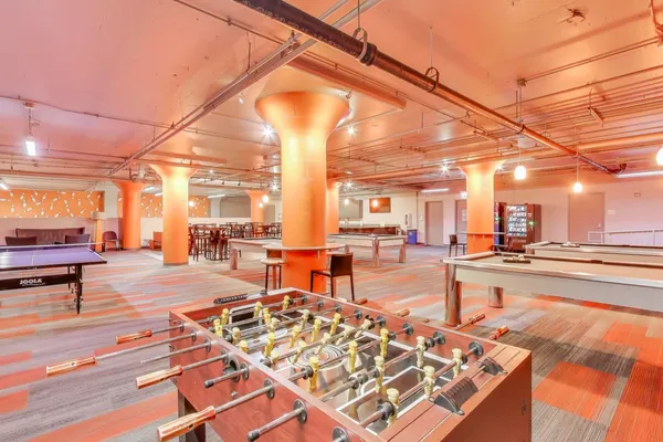 $295,000 | 565 West Quincy Street, Unit 801, Chicago, IL 60661