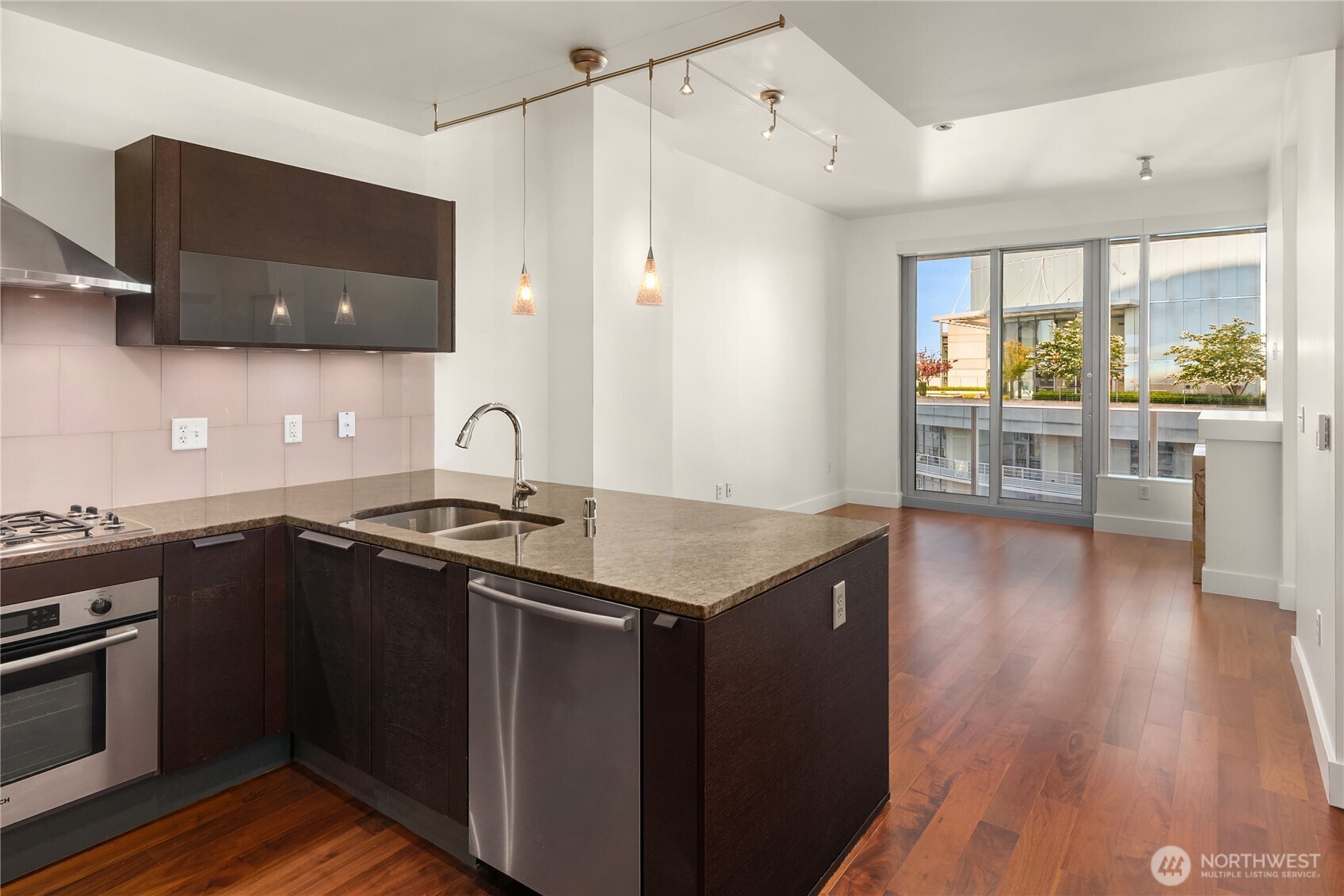 737 Olive Way, Unit 2704 Seattle, WA 98101 - Photo 15 of 27