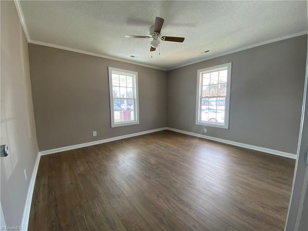 101 West Hanover Road Graham, NC 27253 - Photo 10 of 12 Gallery Image 10