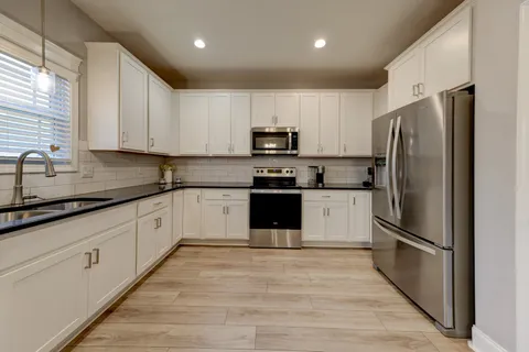 $370,000 | 762 Buffalo Frd Drive, Clarksville, TN 37042