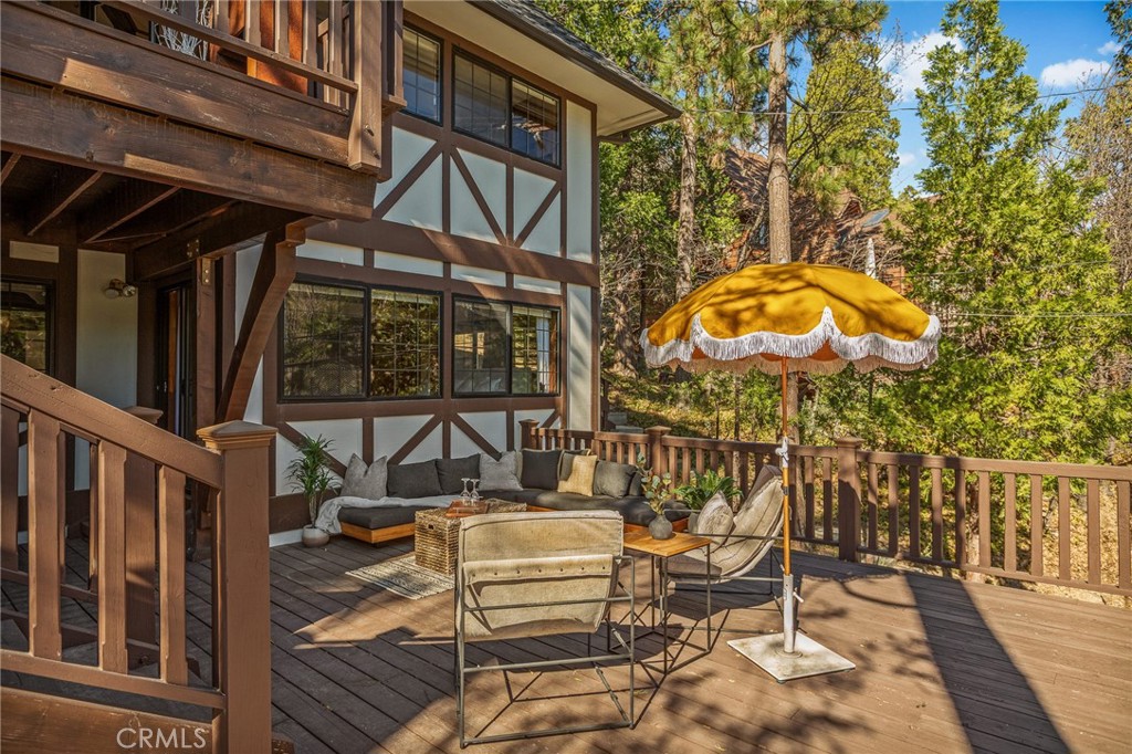 27538 West Shore Road Lake Arrowhead, CA 92352 - Photo 3 of 44