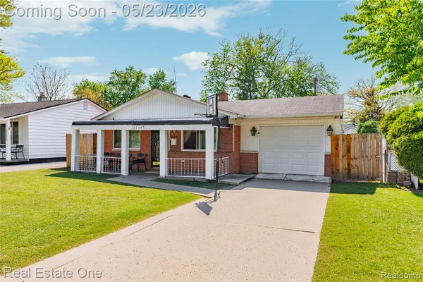 $239,000 | 27445 Lorenz Street, Madison Heights, MI 48071