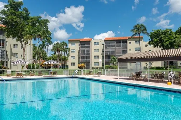 $1,600 | 1800 Southwest 81st Avenue, Unit 1400, Pompano Beach, FL 33068