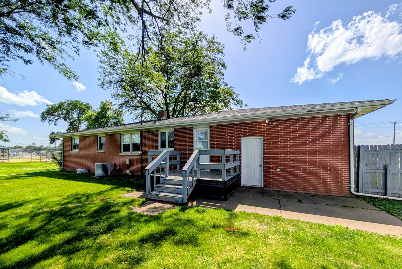 503 North 1st Street Alpha, IL 61413 - Photo 5 of 27