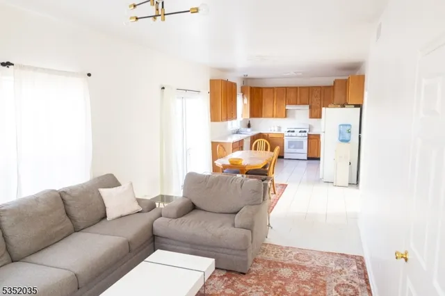 $3,900 | 13 Cottage Way, Fanwood, NJ 07023