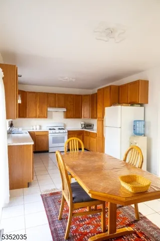 $3,900 | 13 Cottage Way, Fanwood, NJ 07023