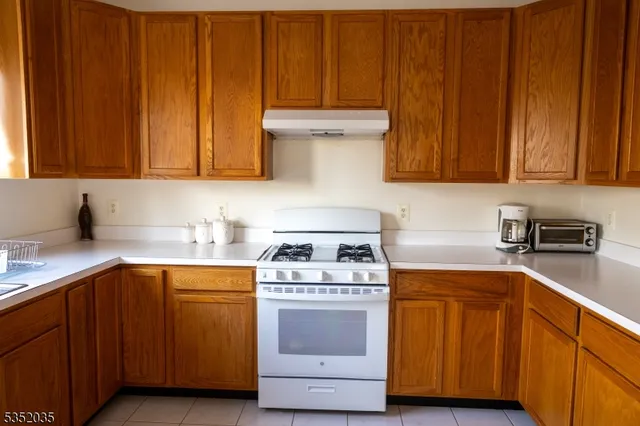 $3,900 | 13 Cottage Way, Fanwood, NJ 07023