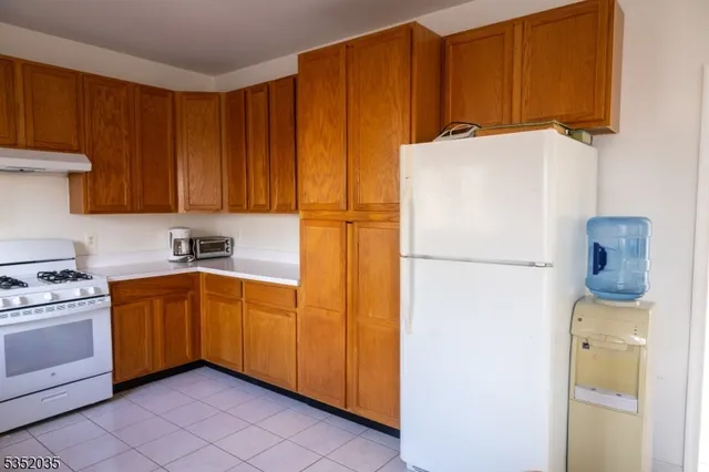 $3,900 | 13 Cottage Way, Fanwood, NJ 07023