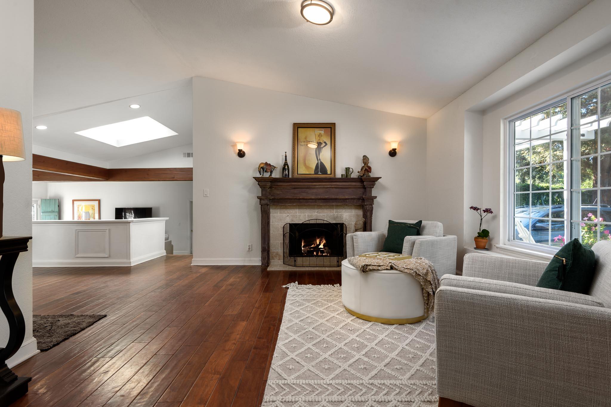 180 Nogal Drive Santa Barbara, CA 93110 - Photo 5 of 16 EntryArea