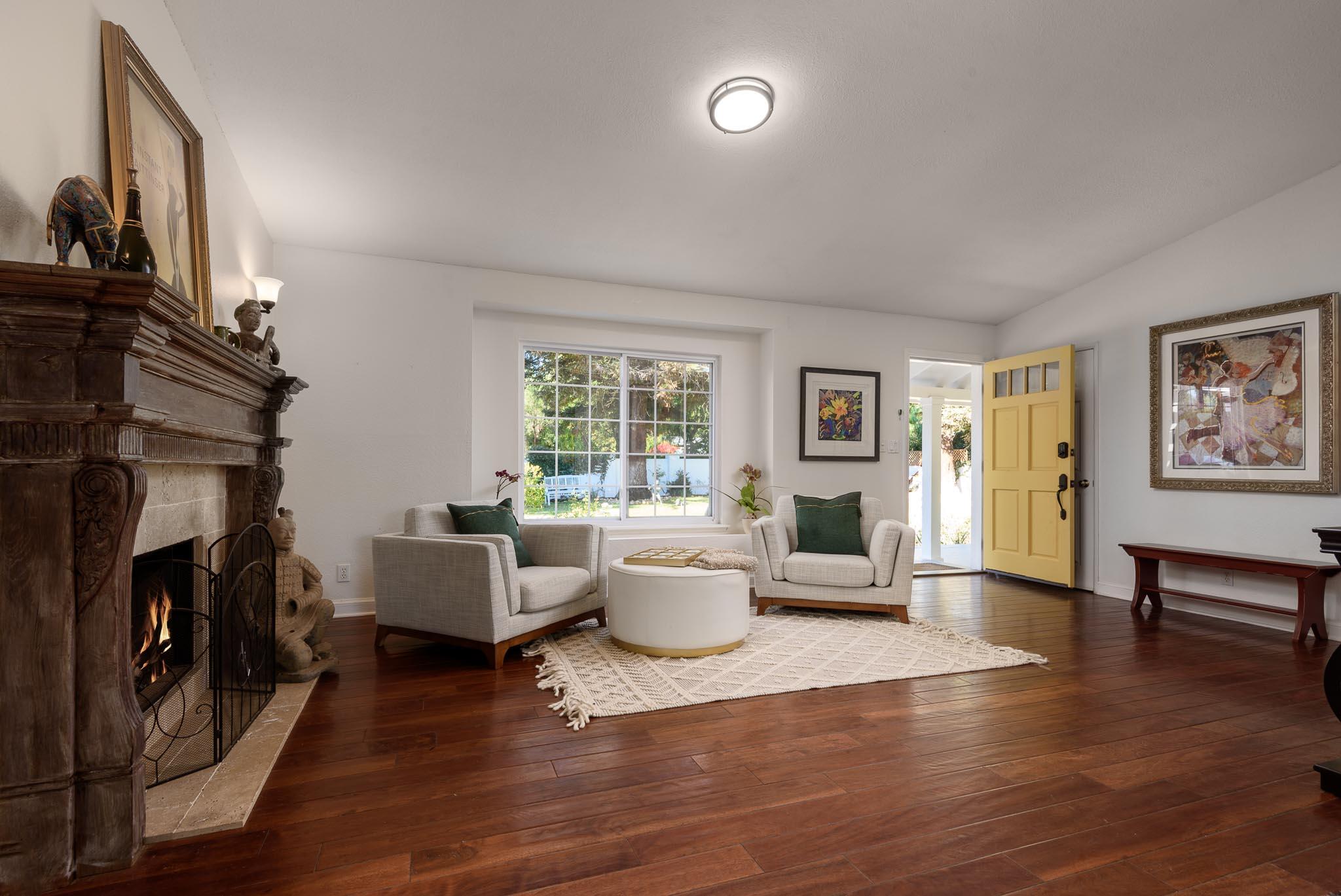 180 Nogal Drive Santa Barbara, CA 93110 - Photo 6 of 16 FamilyRoomEntry