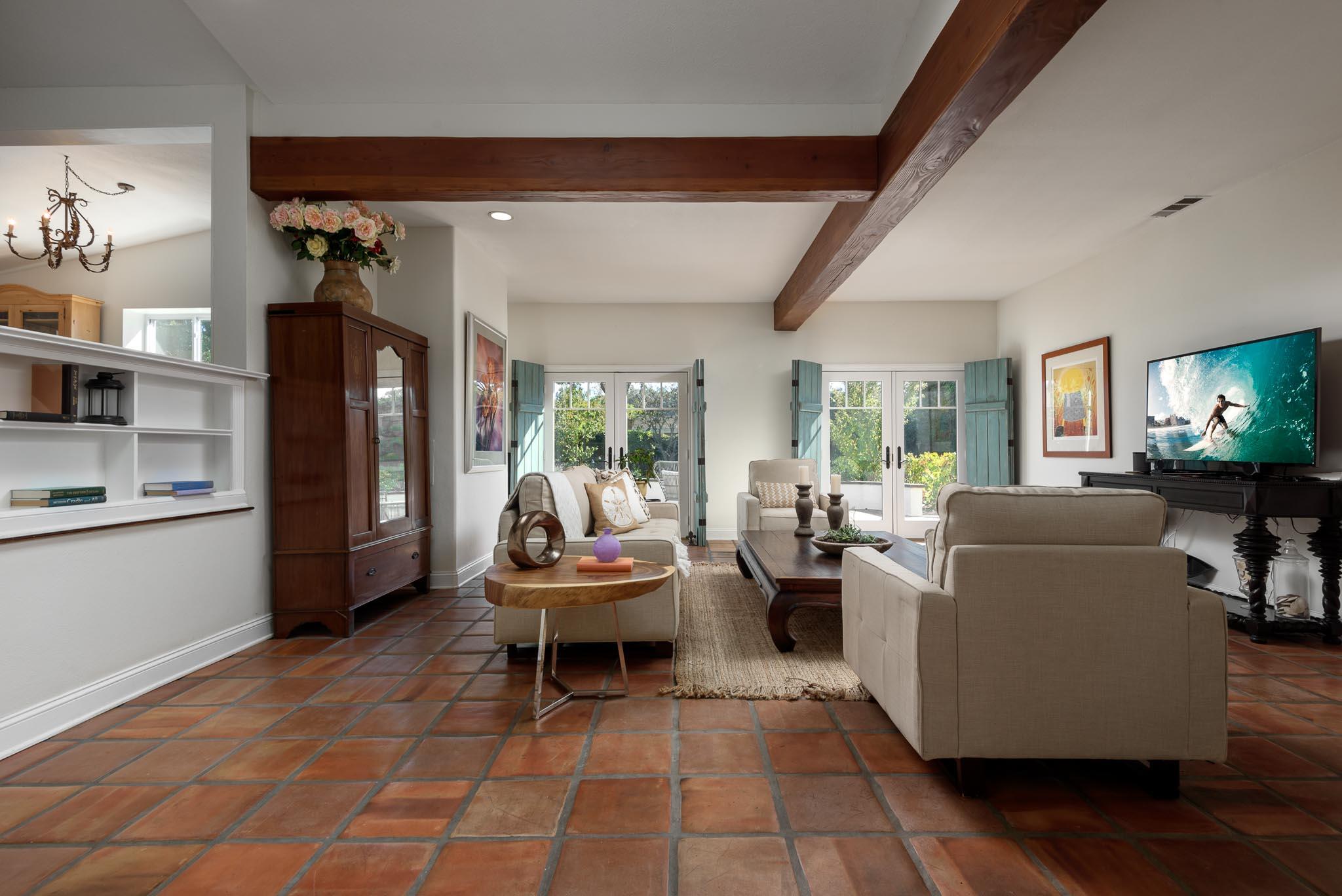 180 Nogal Drive Santa Barbara, CA 93110 - Photo 9 of 16 LivingRoom