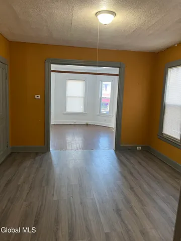 $1,600 | 1638 Van Vranken Avenue, Schenectady, NY 12308