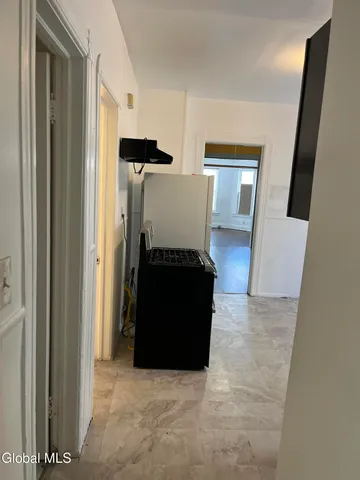 $1,600 | 1638 Van Vranken Avenue, Schenectady, NY 12308