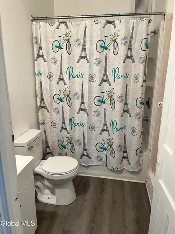 $1,600 | 1638 Van Vranken Avenue, Schenectady, NY 12308