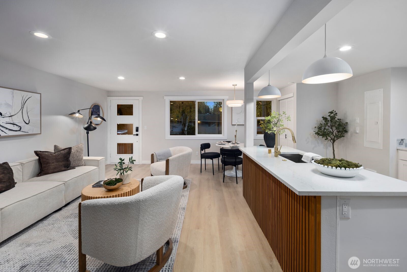 9029 4th Avenue Northwest Seattle, WA 98117 - Photo 10 of 30