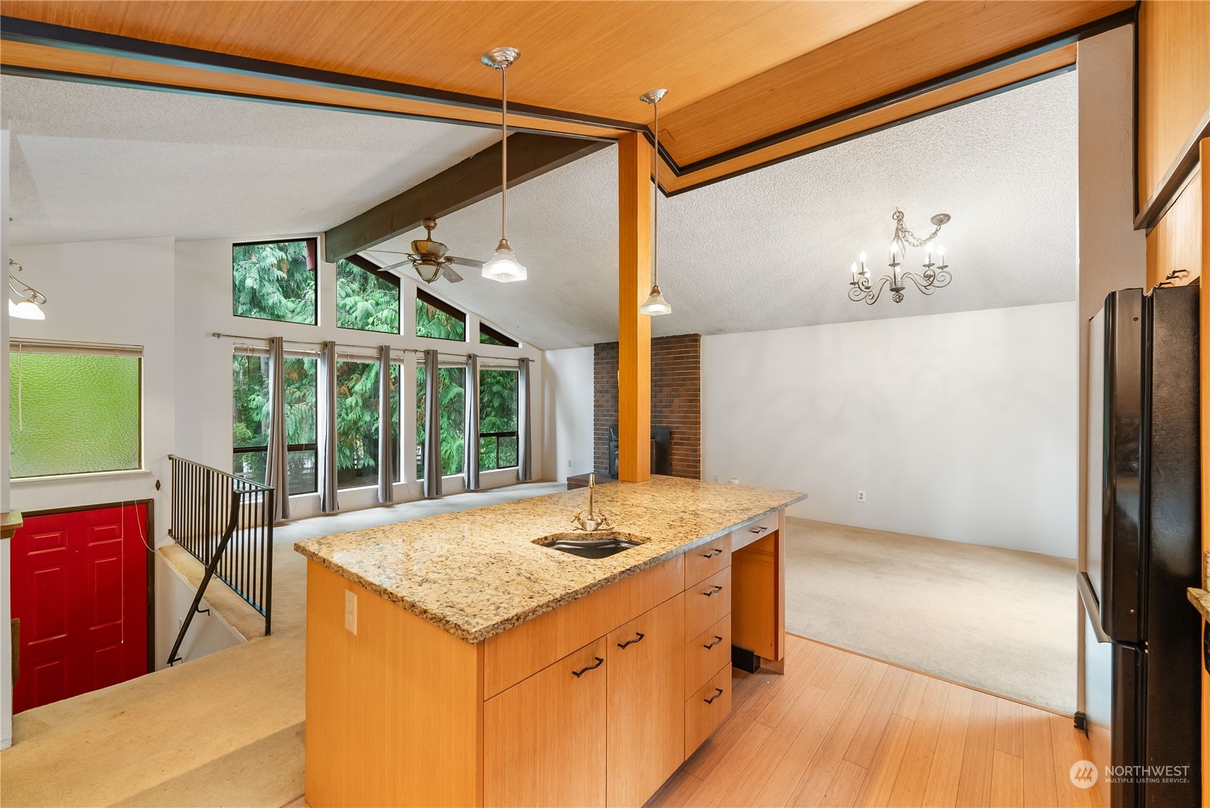 3132 Locker Road Southeast Port Orchard, WA 98366 - Photo 7 of 40 Gallery Image 7