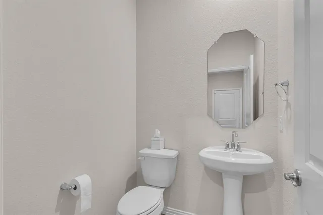 $3,750 | 1624 Briar Hunt Drive, Forney, TX 75126