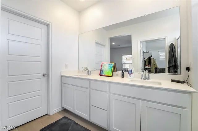 $385,000 | 324 Aravalli Crest Street, Henderson, NV 89015