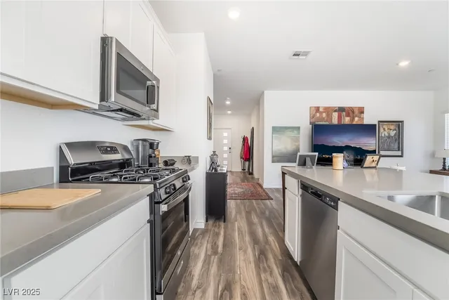 $385,000 | 324 Aravalli Crest Street, Henderson, NV 89015