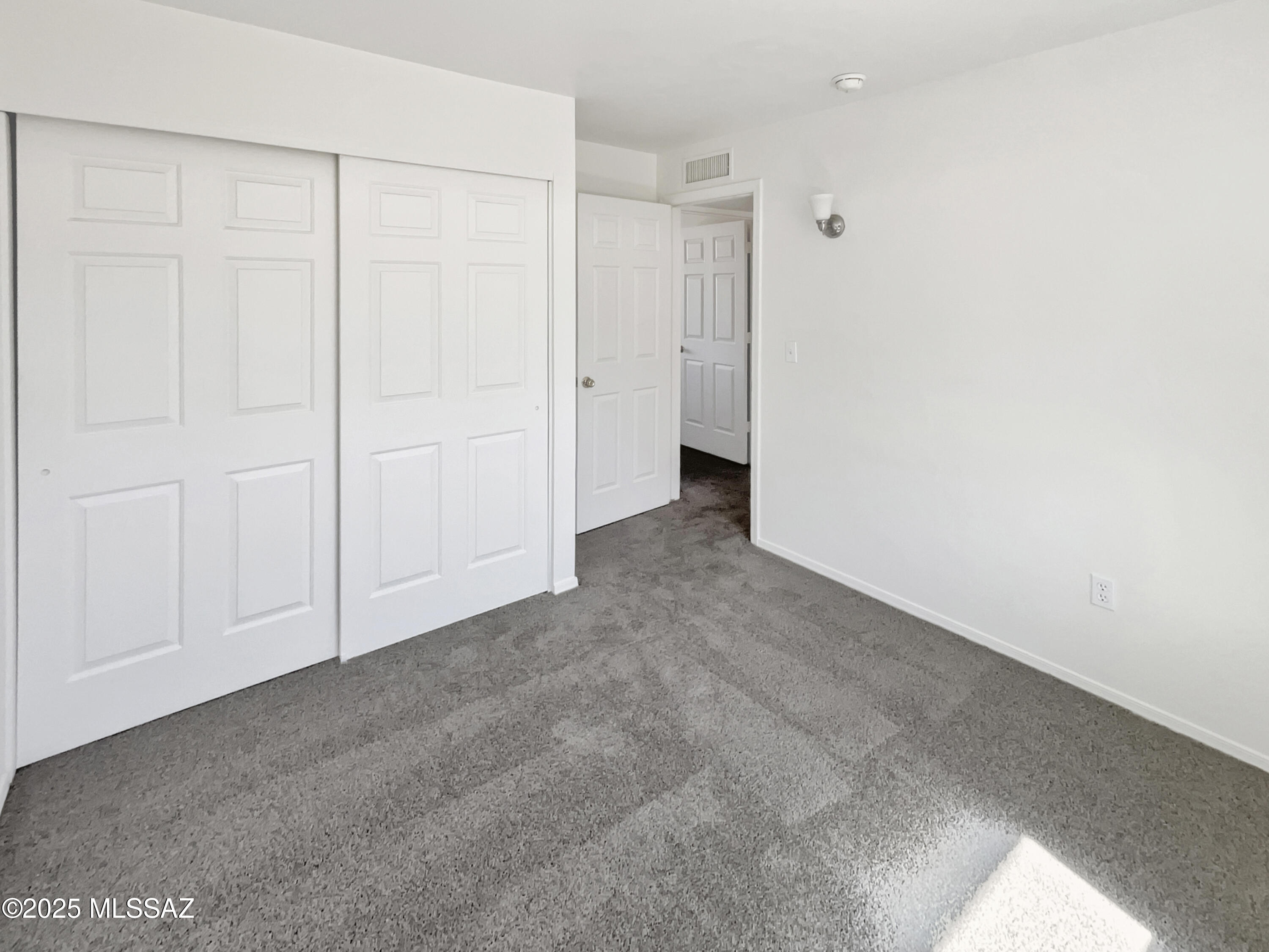 350 North Silverbell Road, Unit 8 Tucson, AZ 85745 - Photo 19 of 19