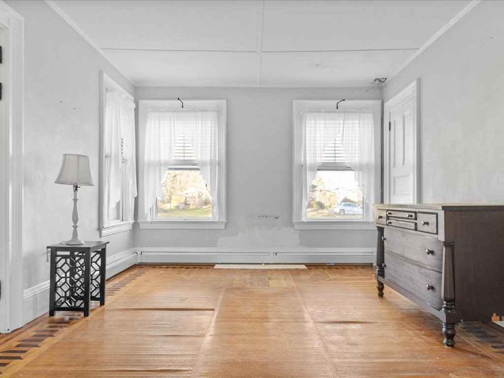 889 Gardners Neck Road Swansea, MA 02777 - Photo 15 of 31 Gallery Image 15