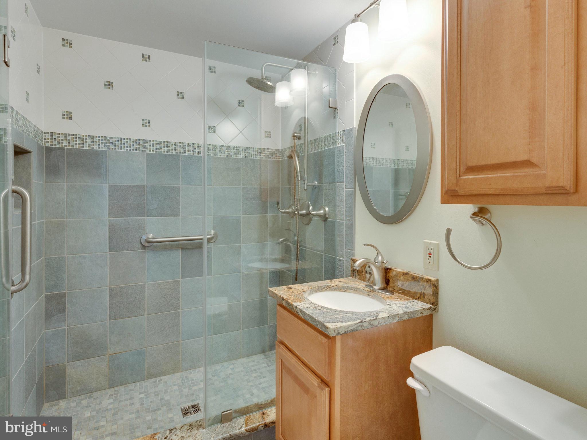 3612 Old Post Road Fairfax, VA 22030 - Photo 12 of 25 Bath