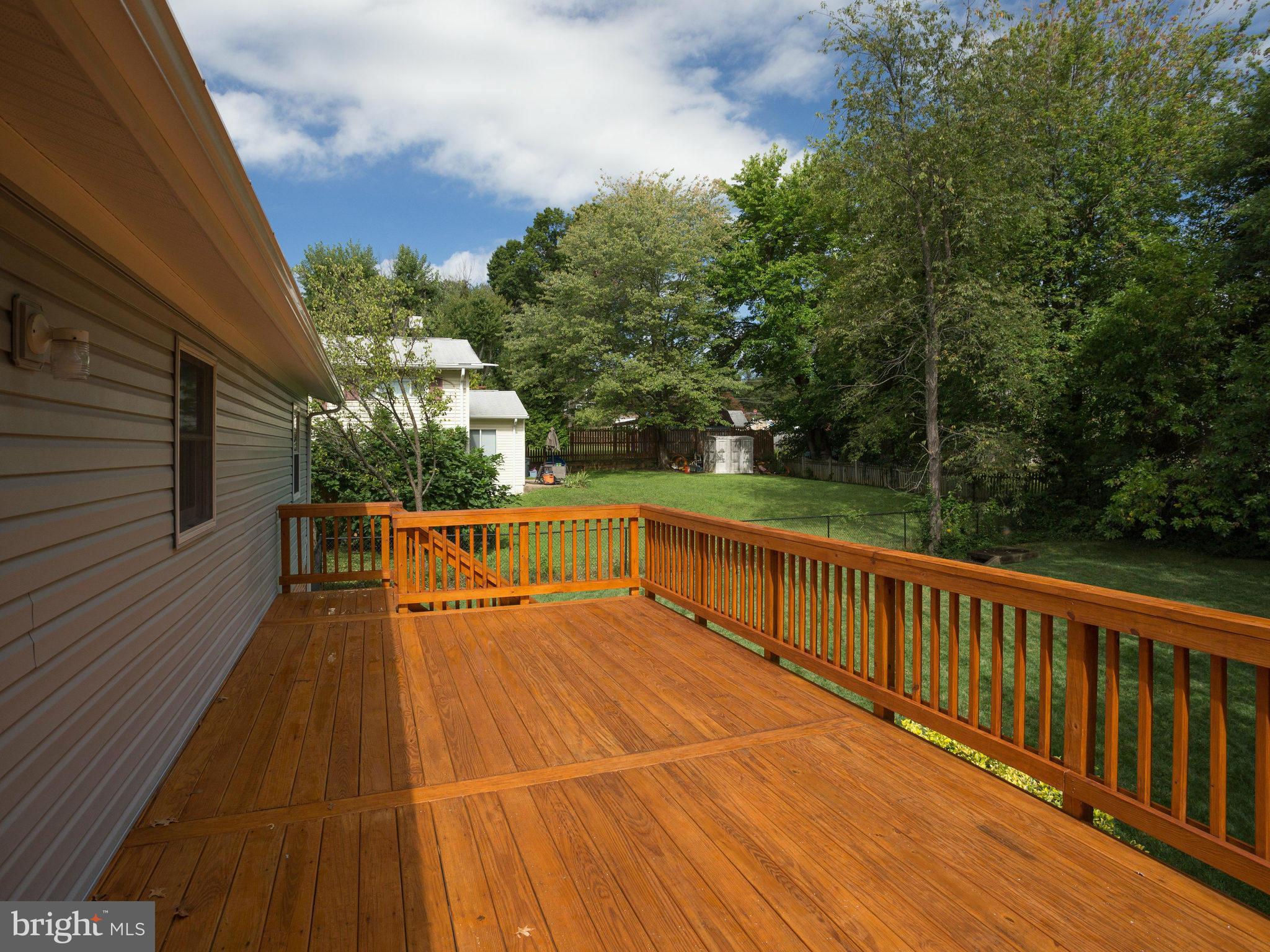 3612 Old Post Road Fairfax, VA 22030 - Photo 16 of 25 Exterior (Rear)