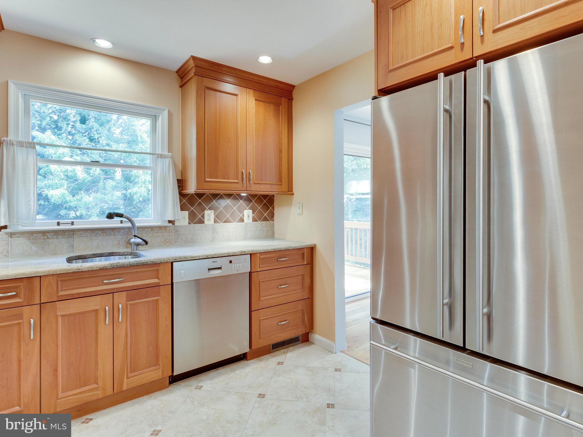 3612 Old Post Road Fairfax, VA 22030 - Photo 4 of 25 Kitchen