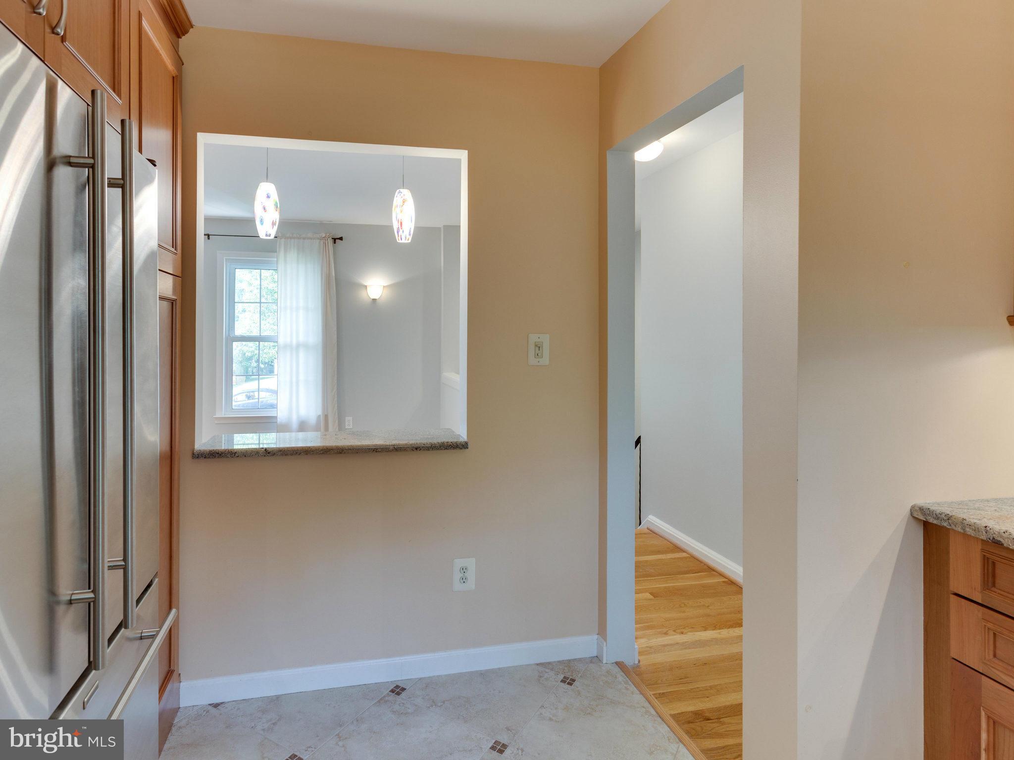 3612 Old Post Road Fairfax, VA 22030 - Photo 6 of 25 Kitchen