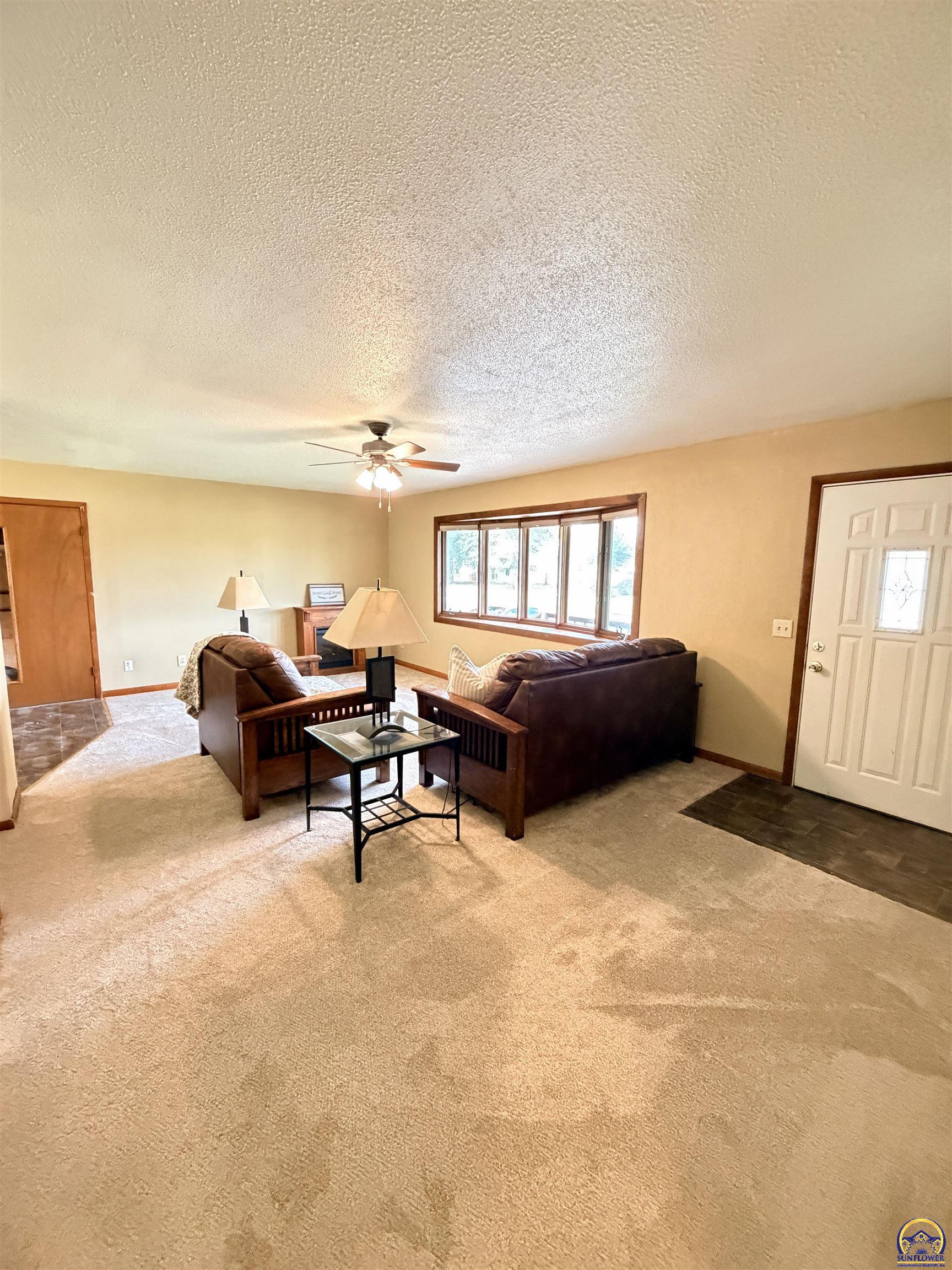 302 1st Street Americus, KS 66835 - Photo 11 of 44 Living Room