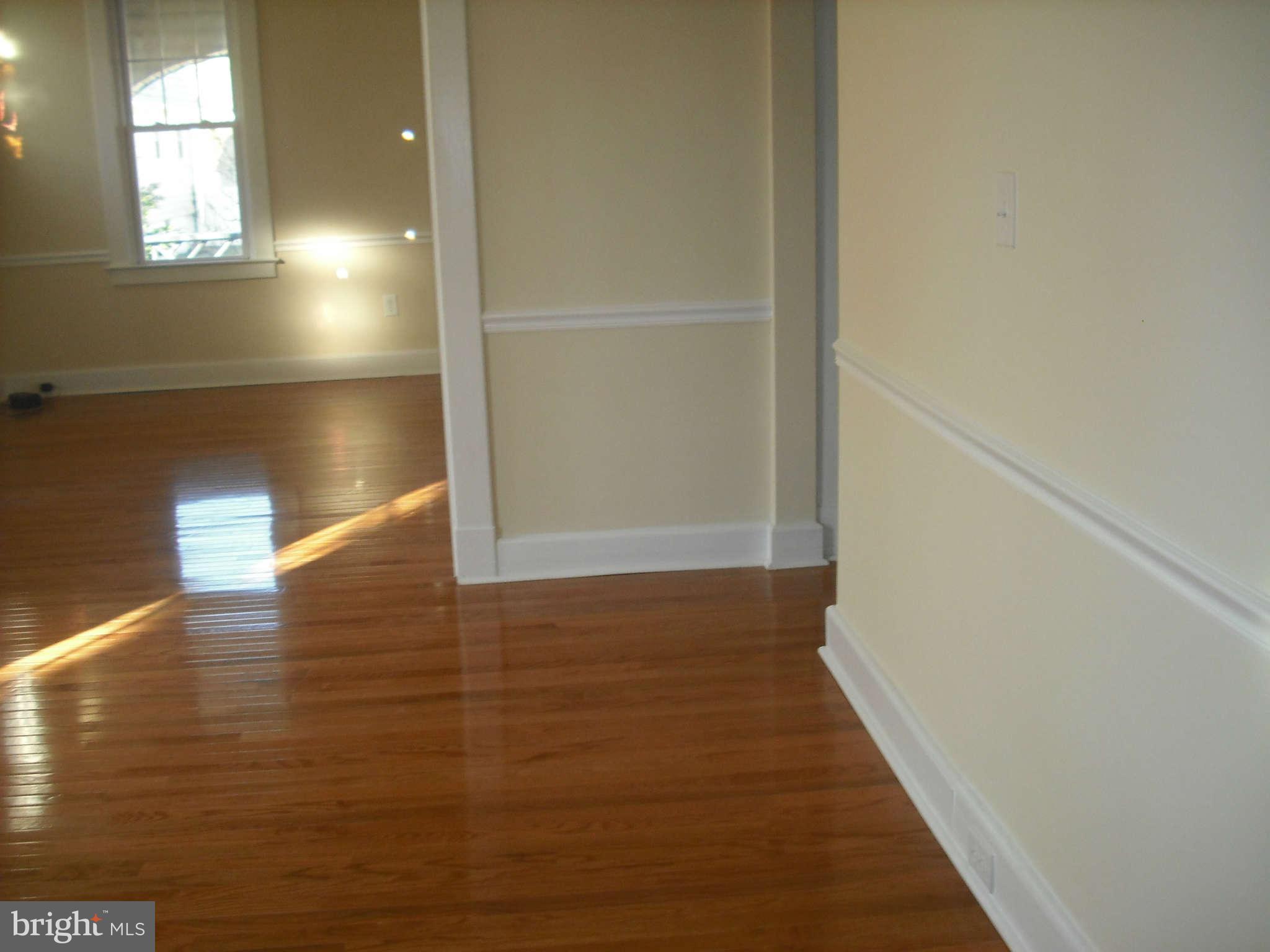 502 Kingston Road Baltimore, MD 21229 - Photo 12 of 30 Interior (General)