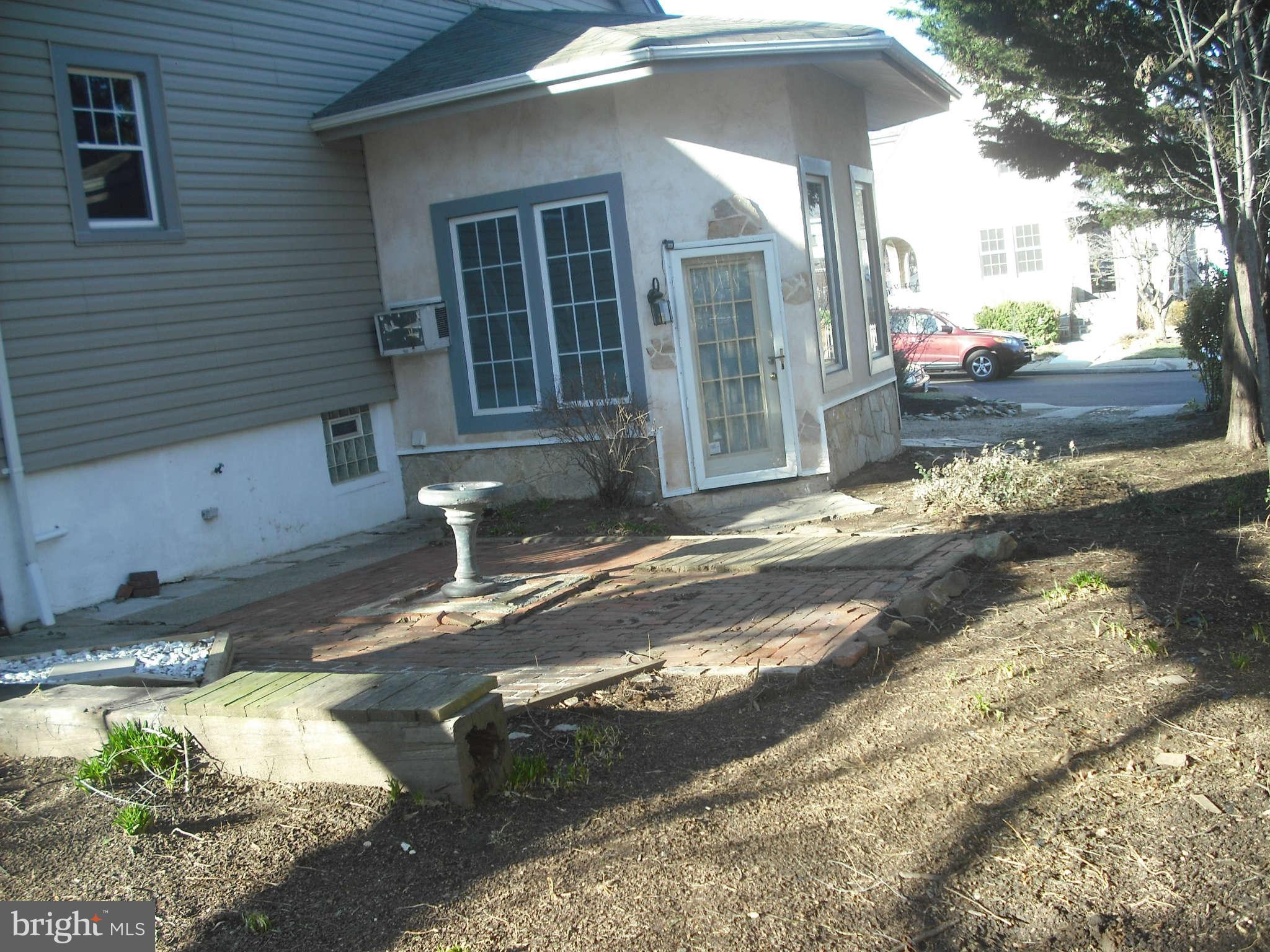 502 Kingston Road Baltimore, MD 21229 - Photo 29 of 30 Exterior (General)