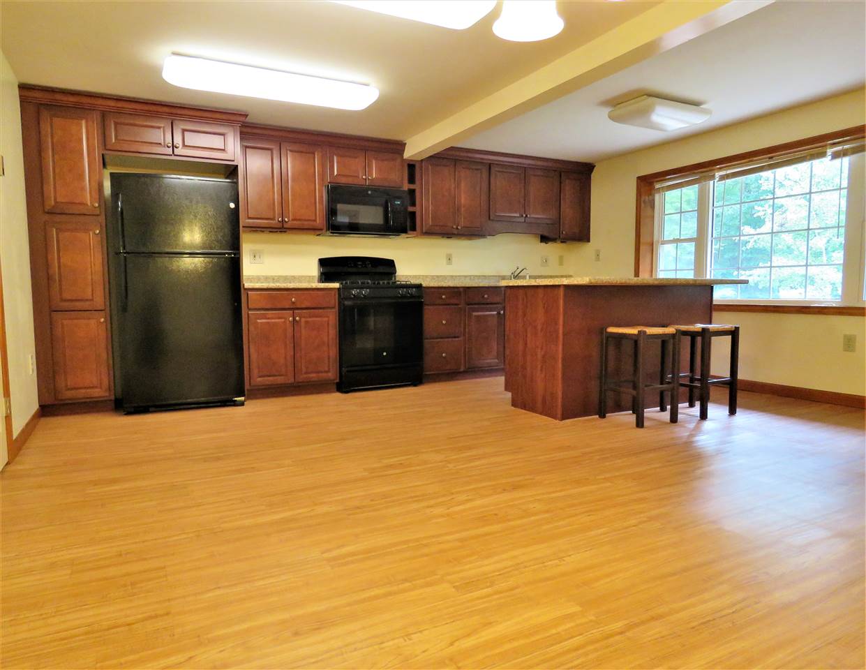 13 Daniel Road Derry, NH 03038 - Photo 33 of 40 Gallery Image 33