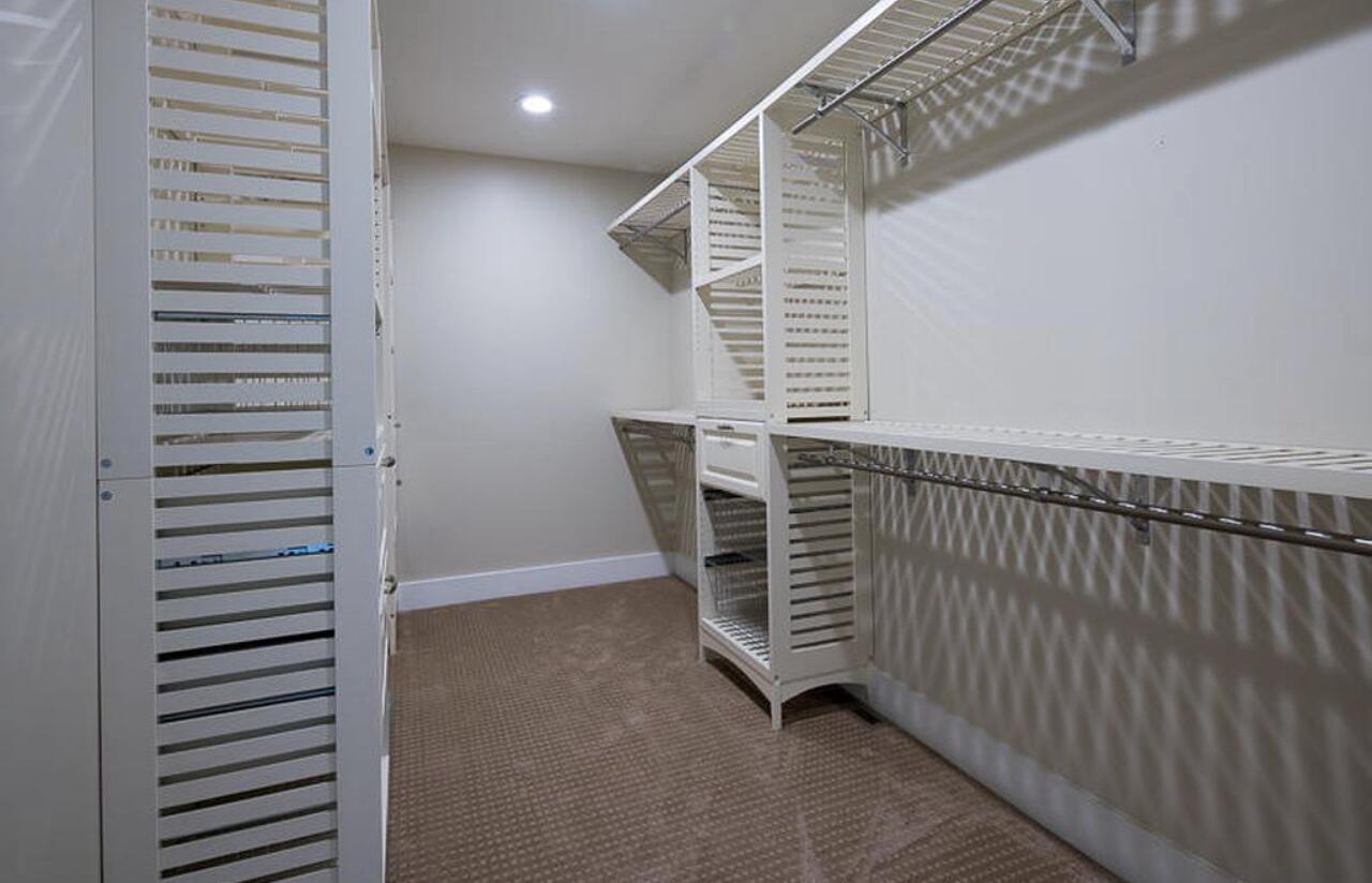 823 Buttercup Road Blaine County, ID 83333 - Photo 24 of 29 Main floor walk-in primary closet