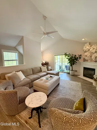 $2,500 | 324 Ballston Avenue, Unit A5, Saratoga Springs, NY 12866