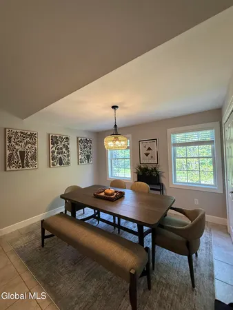 $2,500 | 324 Ballston Avenue, Unit A5, Saratoga Springs, NY 12866
