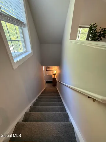 $2,500 | 324 Ballston Avenue, Unit A5, Saratoga Springs, NY 12866